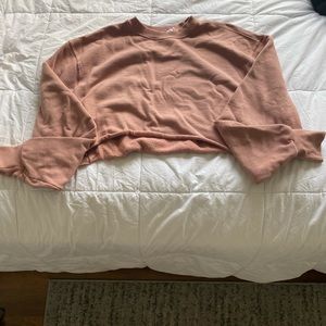 cropped sweatshirt